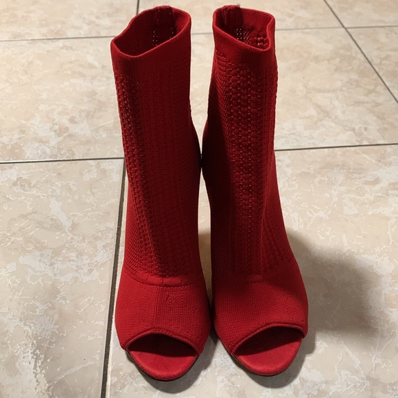 Nicole Miller New York - Picture 2 of 5